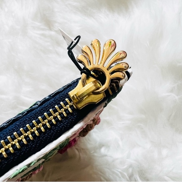 New! LELE SADOUGHI Embroidered Large Floral Pouch Clutch - Picture 11 of 13